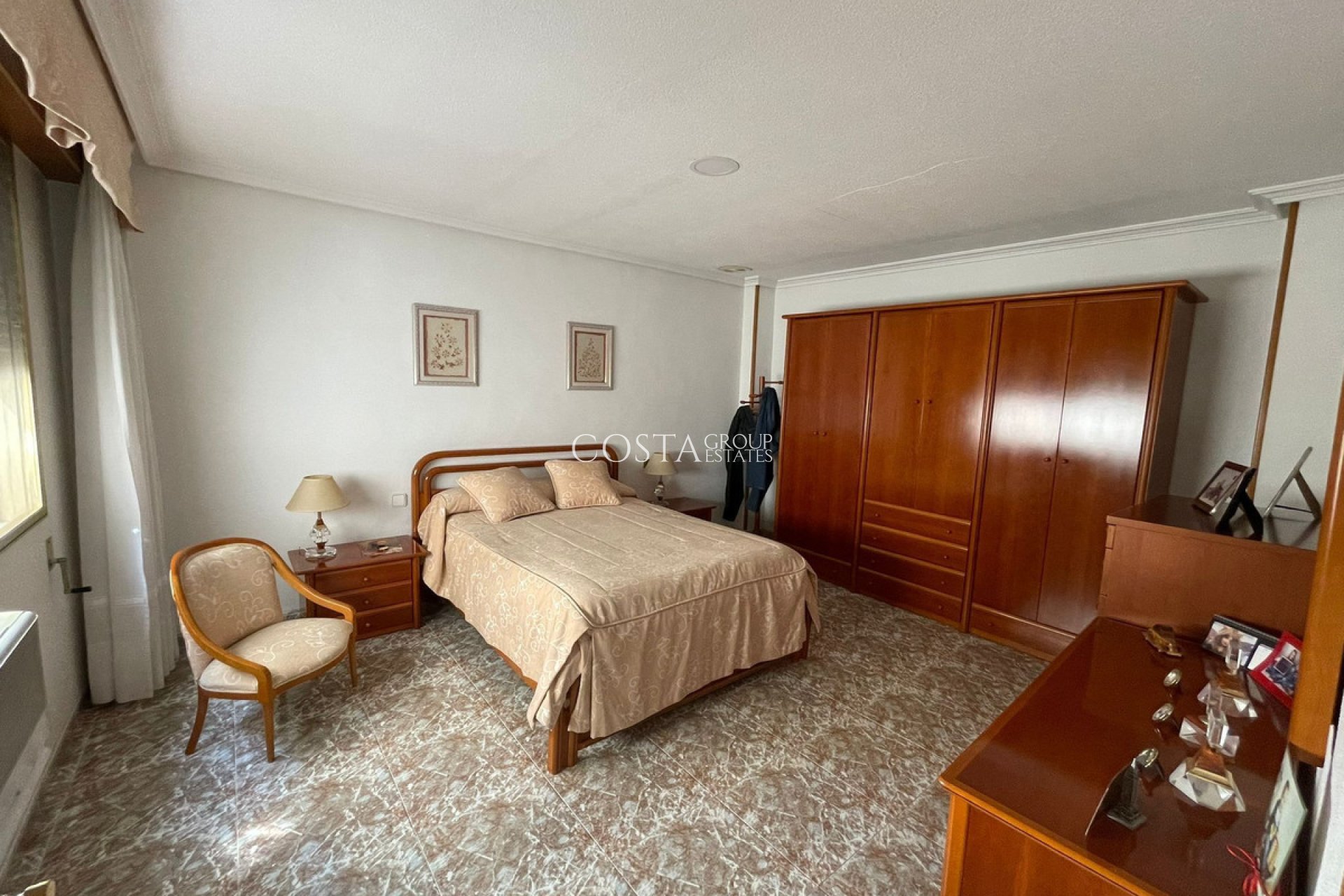 Resale - Apartments -
Torrevieja