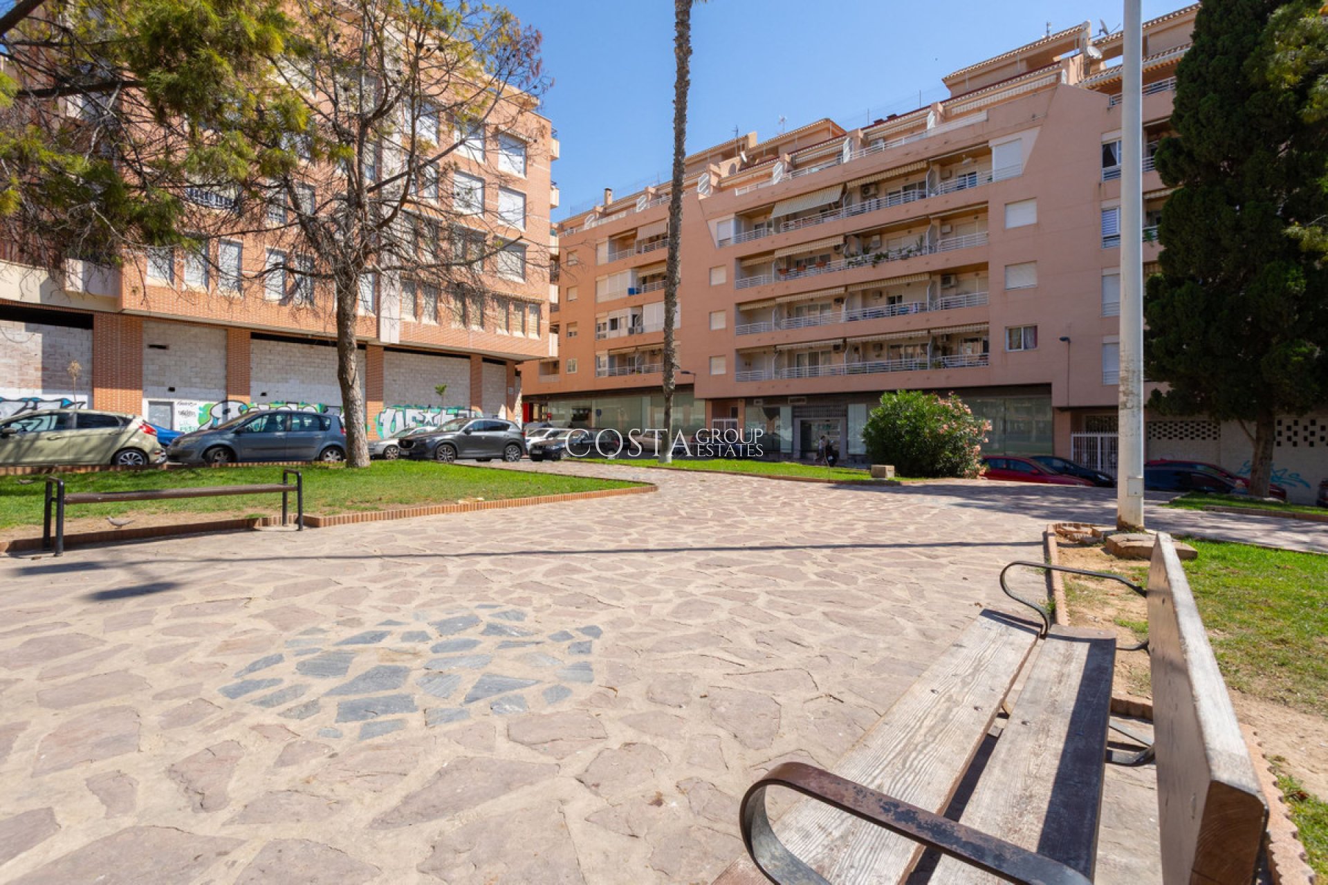 Resale - Apartments -
Torrevieja