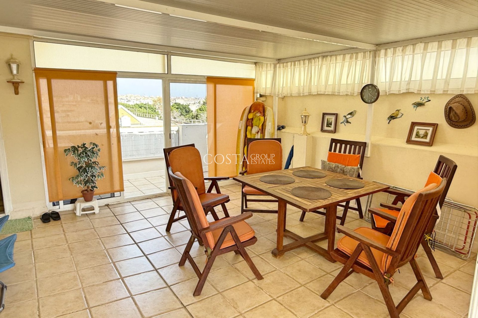 Resale - Apartments -
Torrevieja