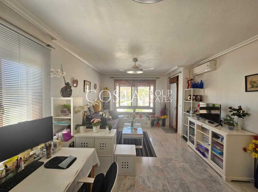 Resale - Apartments -
Villamartín - PAU 8