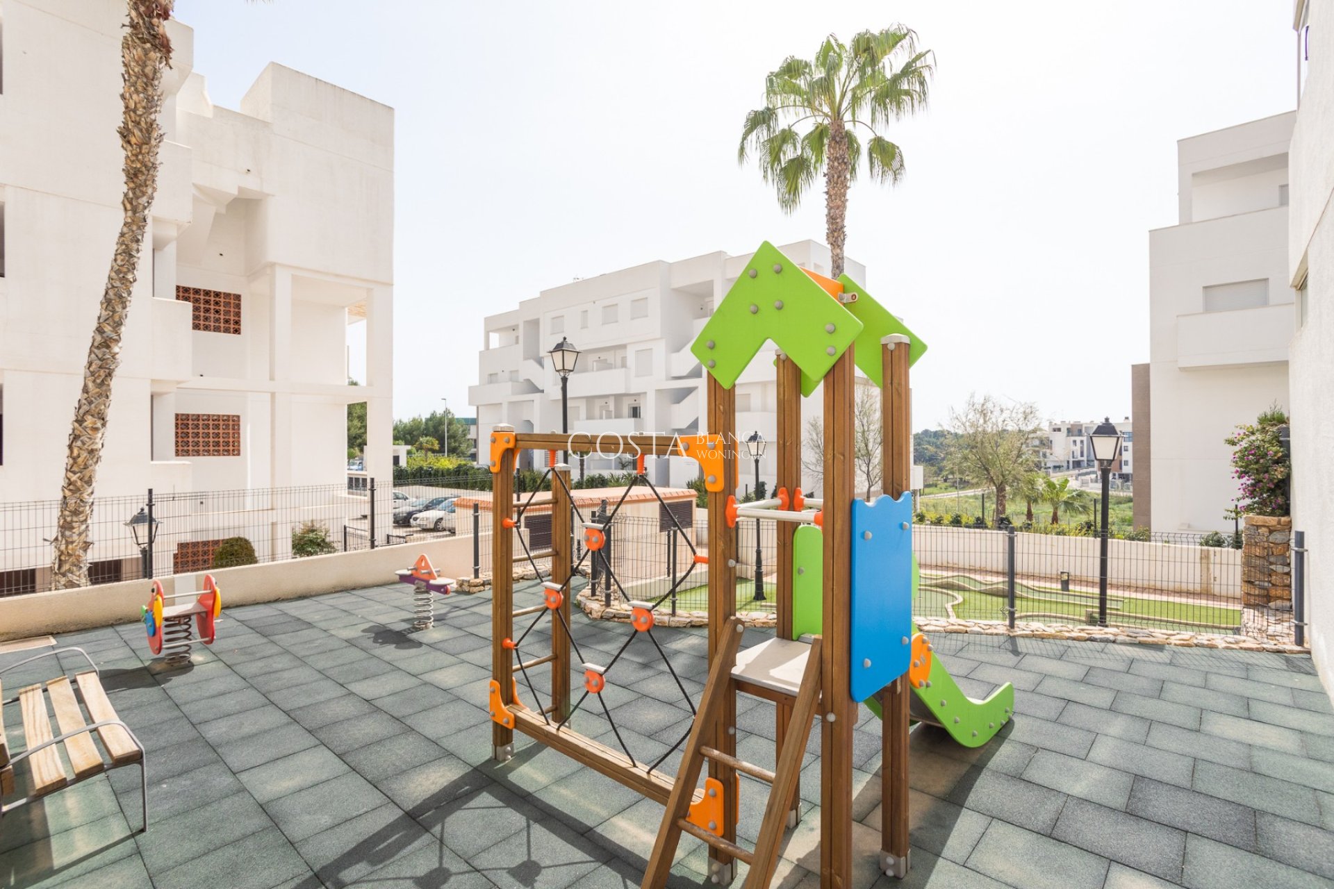 Resale - Apartments -
Villamartín