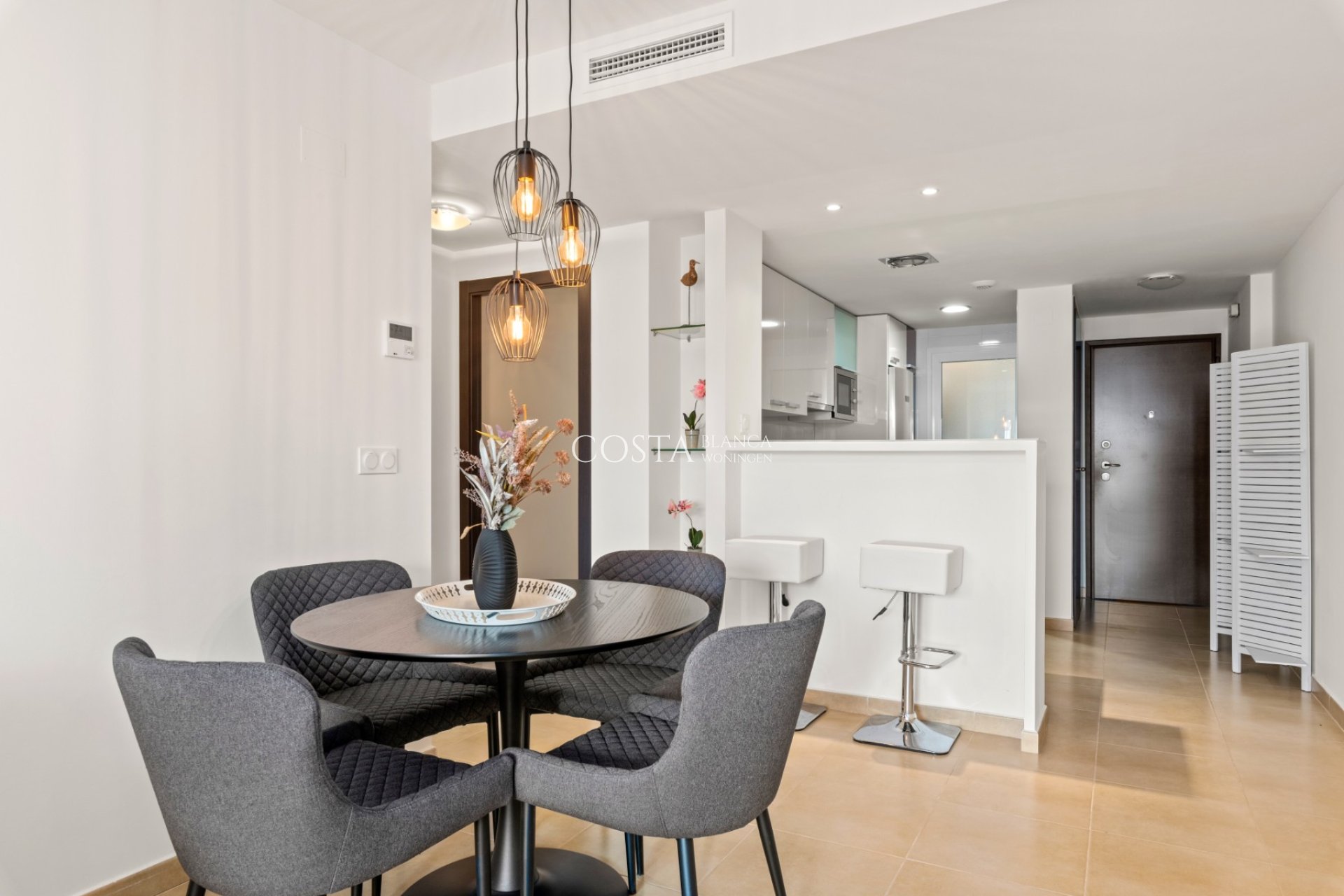 Resale - Apartments -
Villamartín