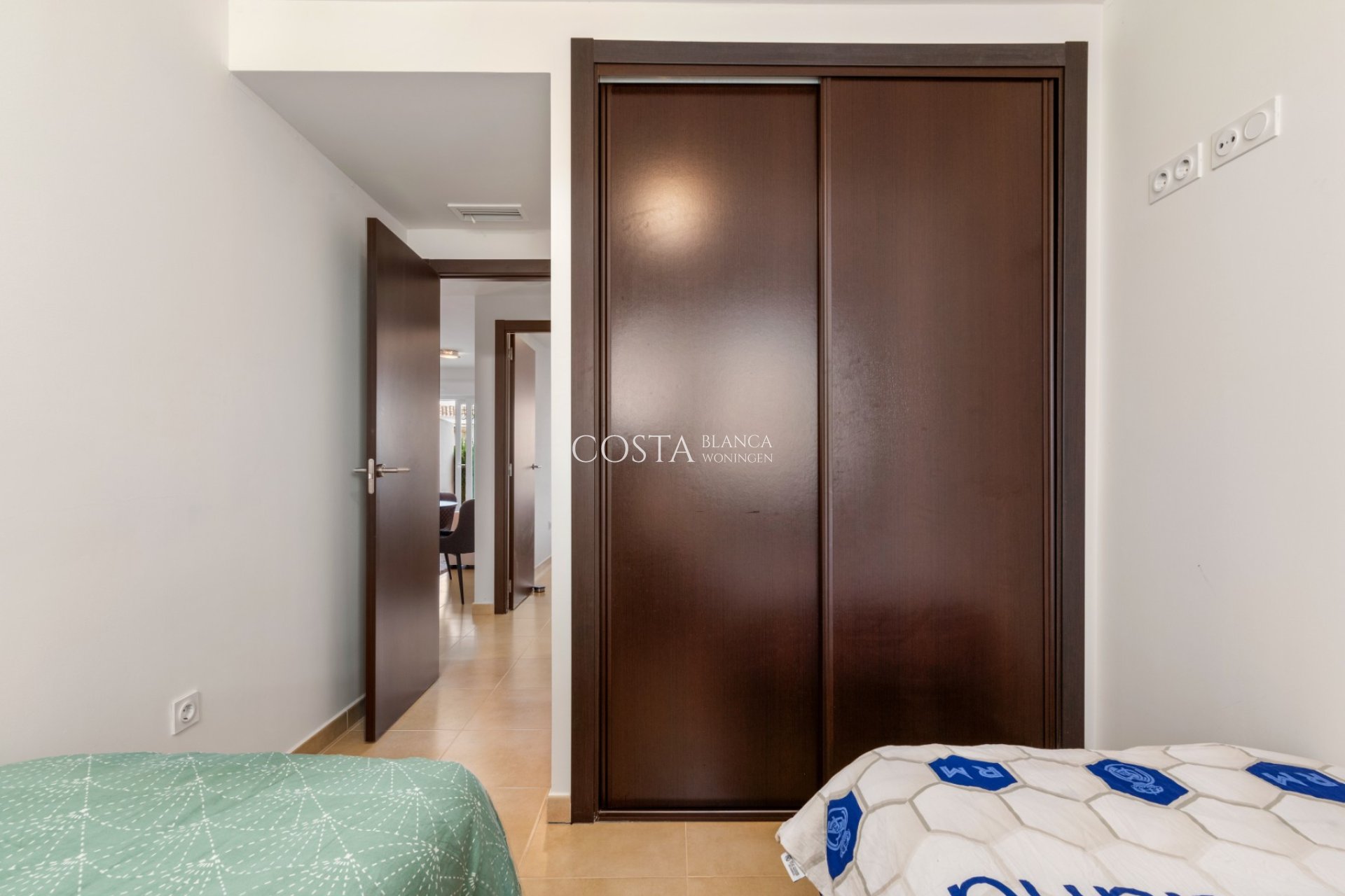 Resale - Apartments -
Villamartín