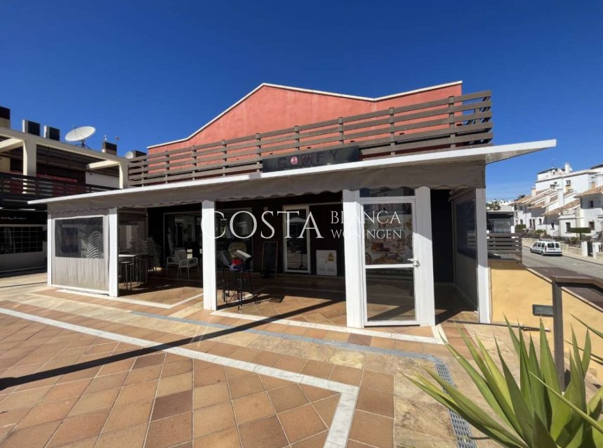 Resale - Commercial -
Dehesa de Campoamor