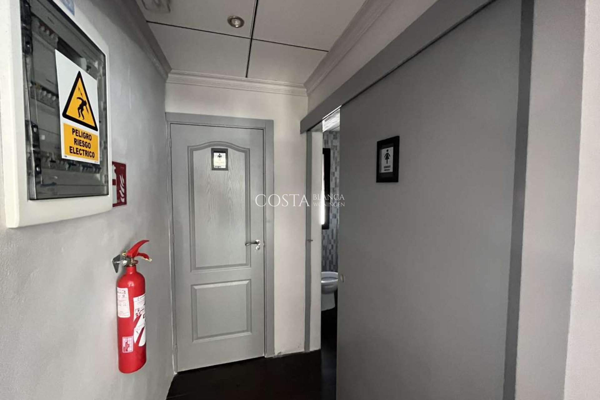 Resale - Commercial -
Dehesa de Campoamor