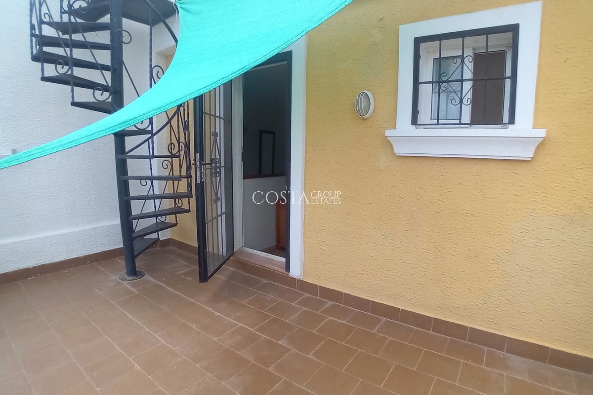 Resale - House -
Algorfa - Algorfa Centro