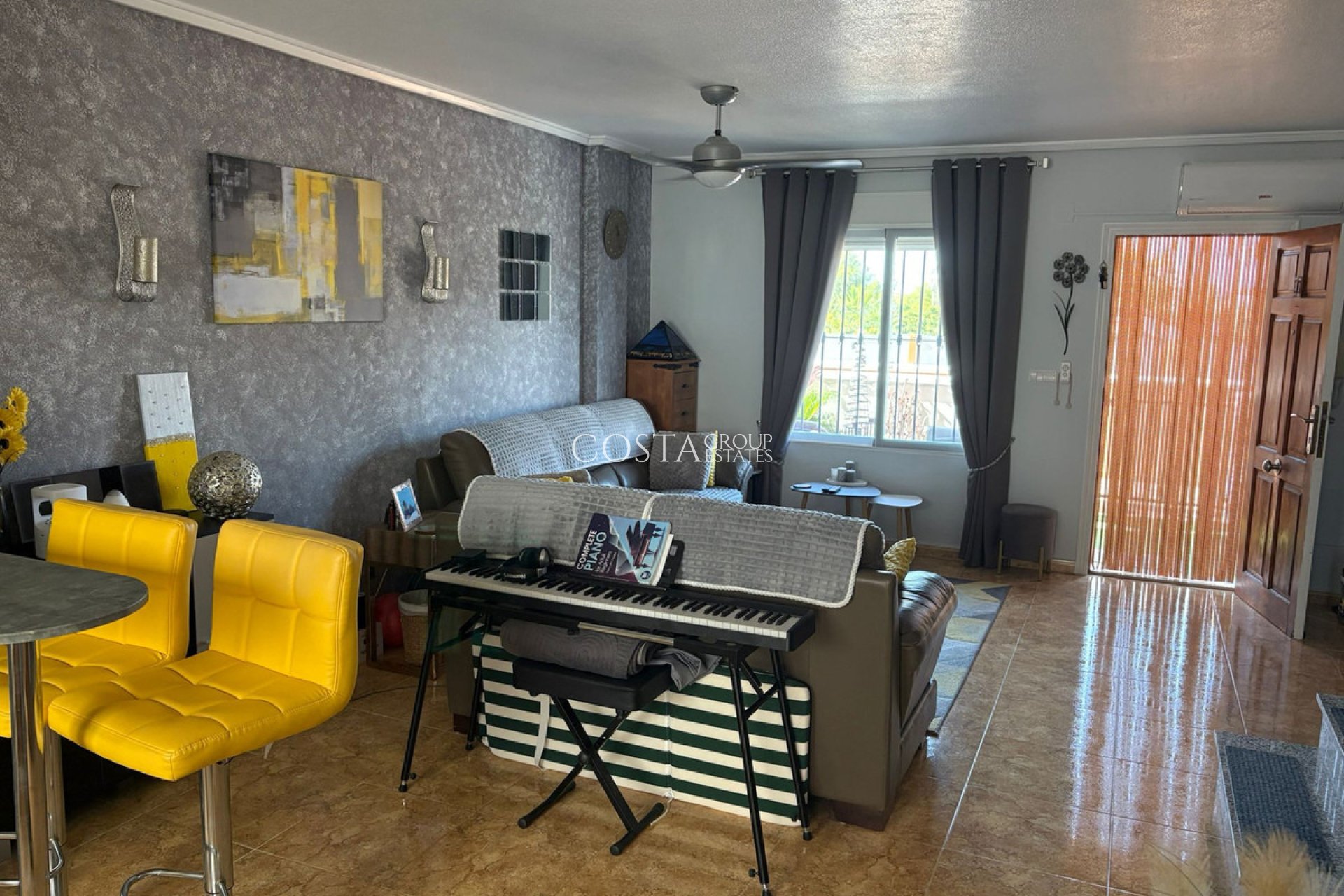 Resale - House -
Algorfa - Algorfa Centro