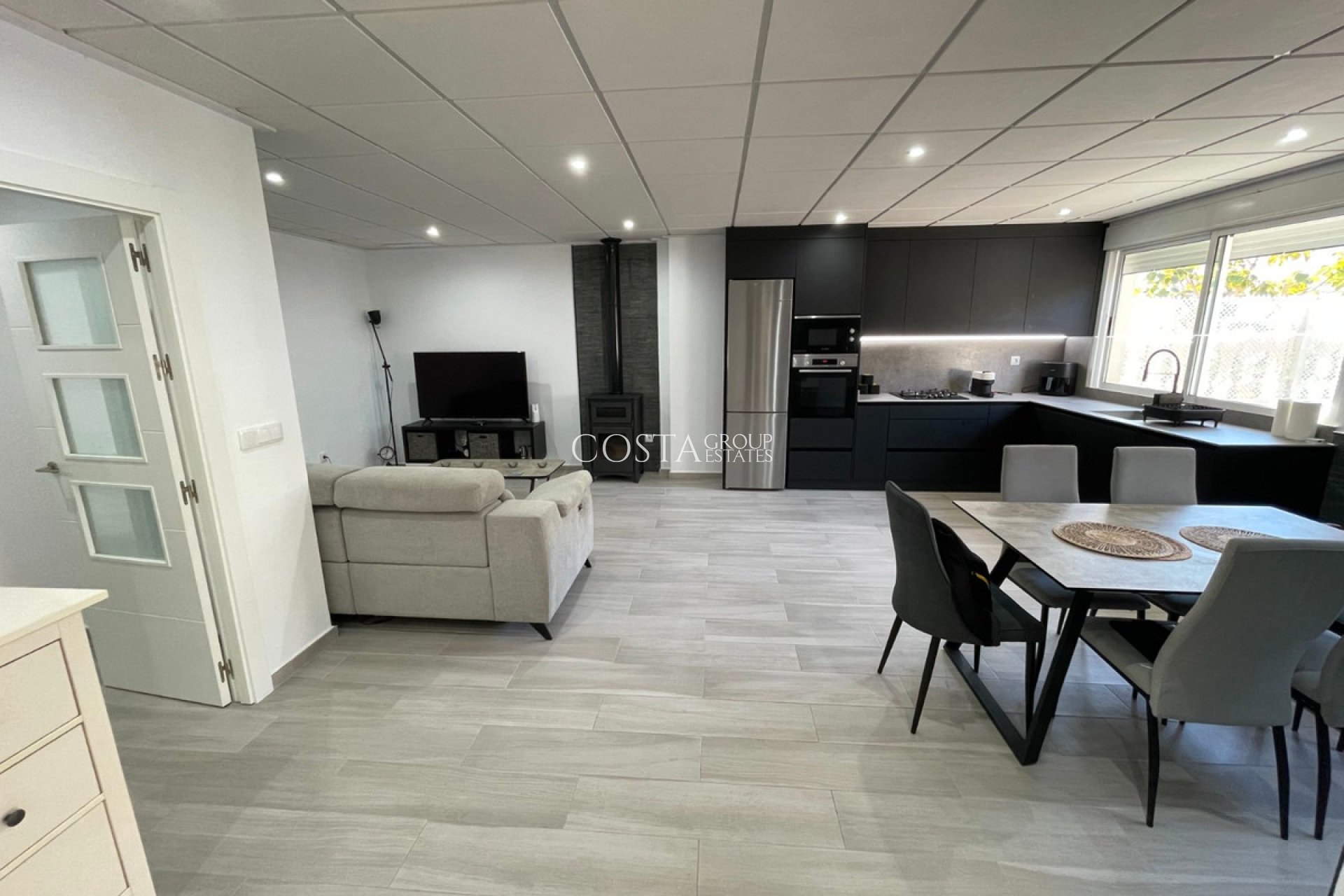 Resale - House -
Algorfa - La Finca Golf