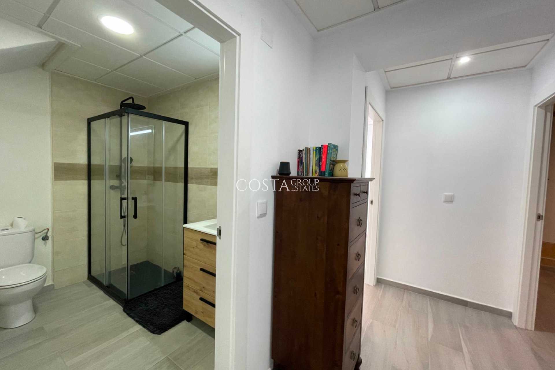 Resale - House -
Algorfa - La Finca Golf