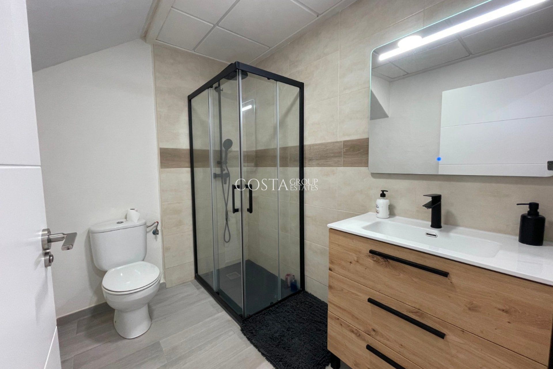 Resale - House -
Algorfa - La Finca Golf