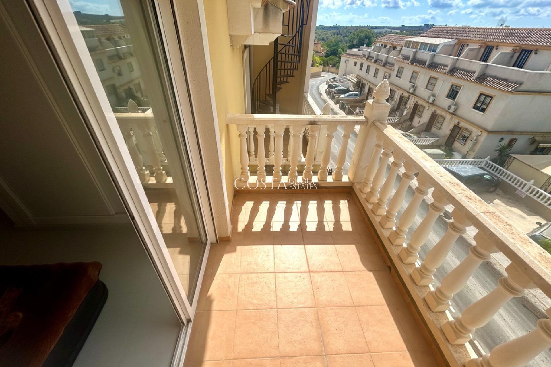 Resale - House -
Algorfa - Montemar