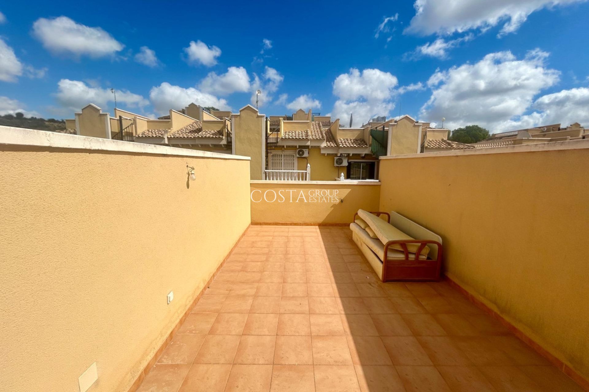 Resale - House -
Algorfa - Montemar