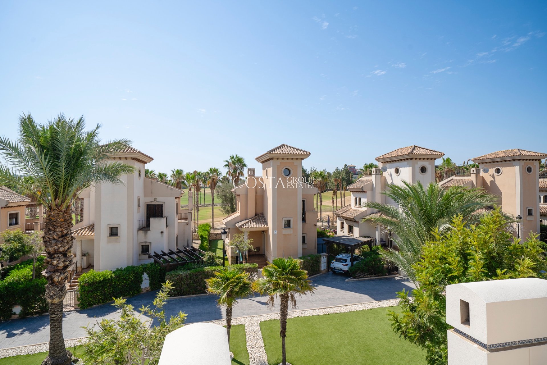 Resale - House -
Algorfa