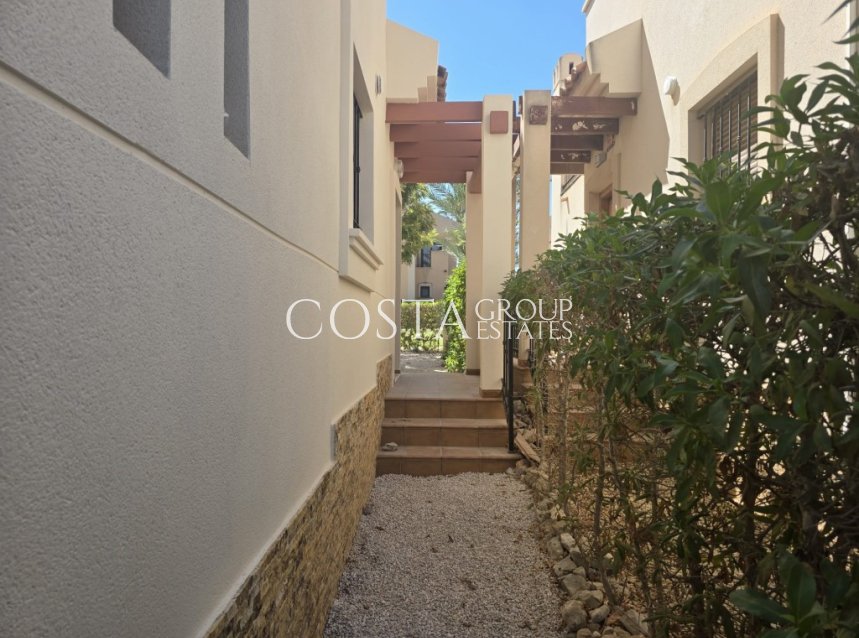 Resale - House -
Algorfa