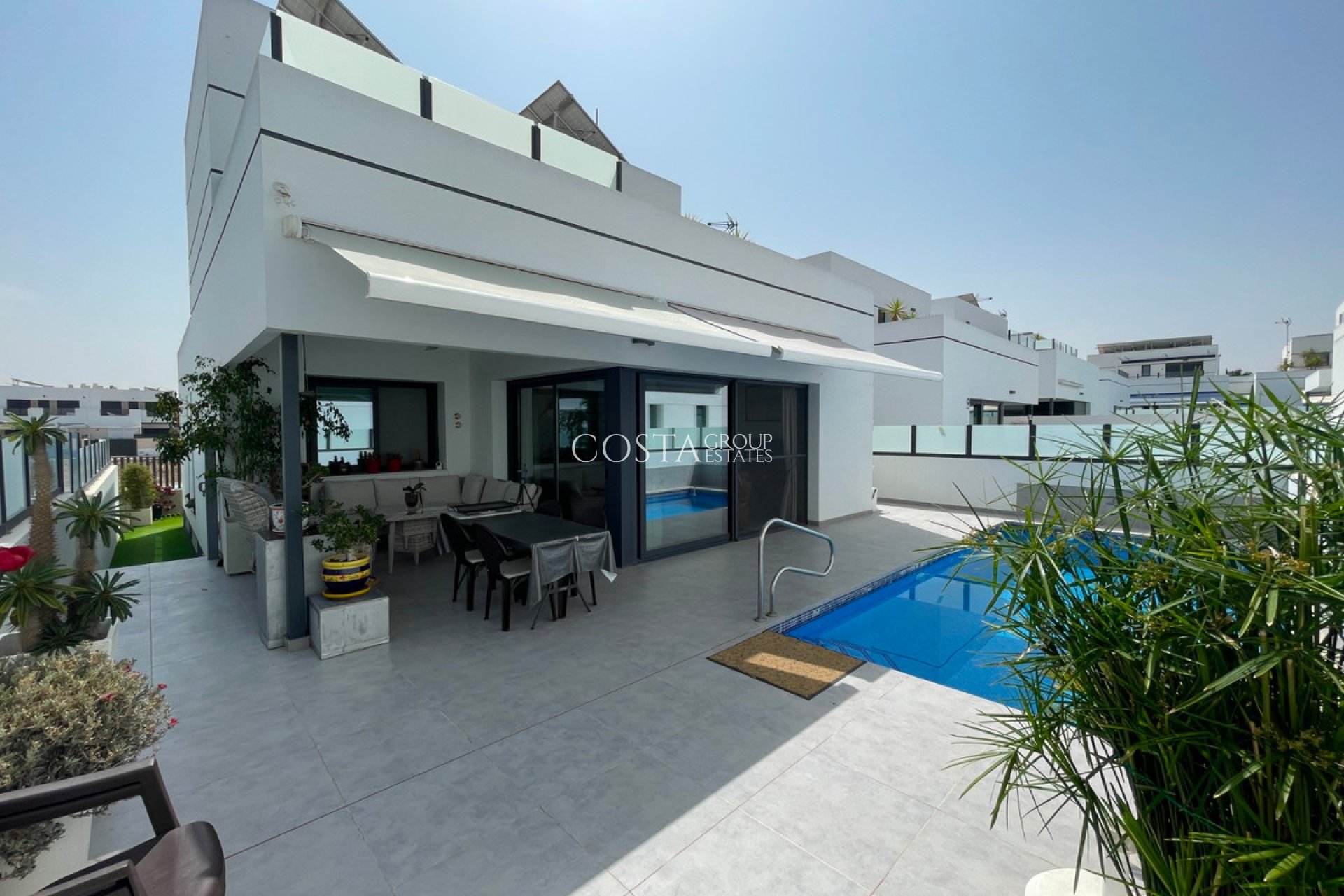 Resale - House -
Alicante - Alicante Centro