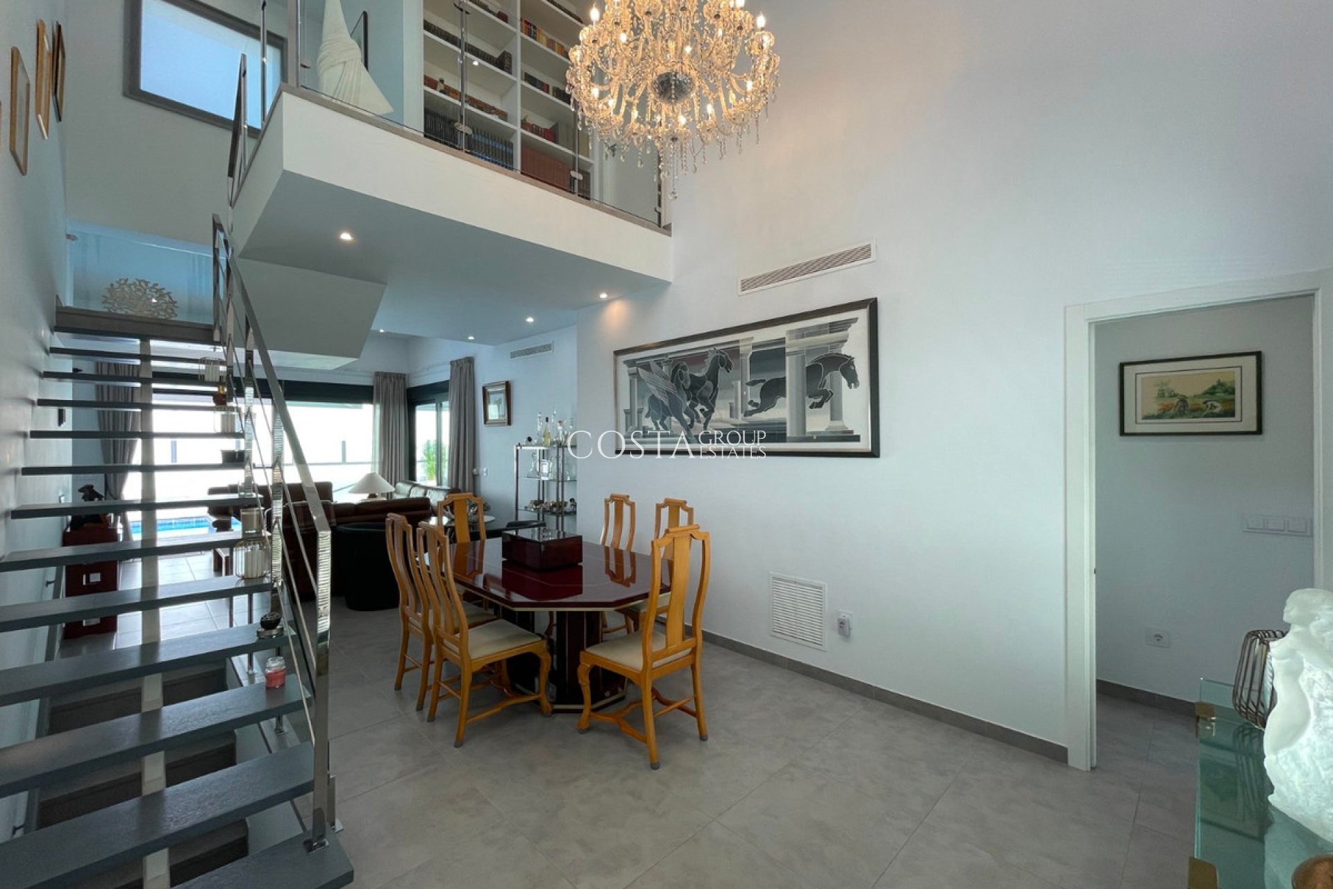 Resale - House -
Alicante - Alicante Centro