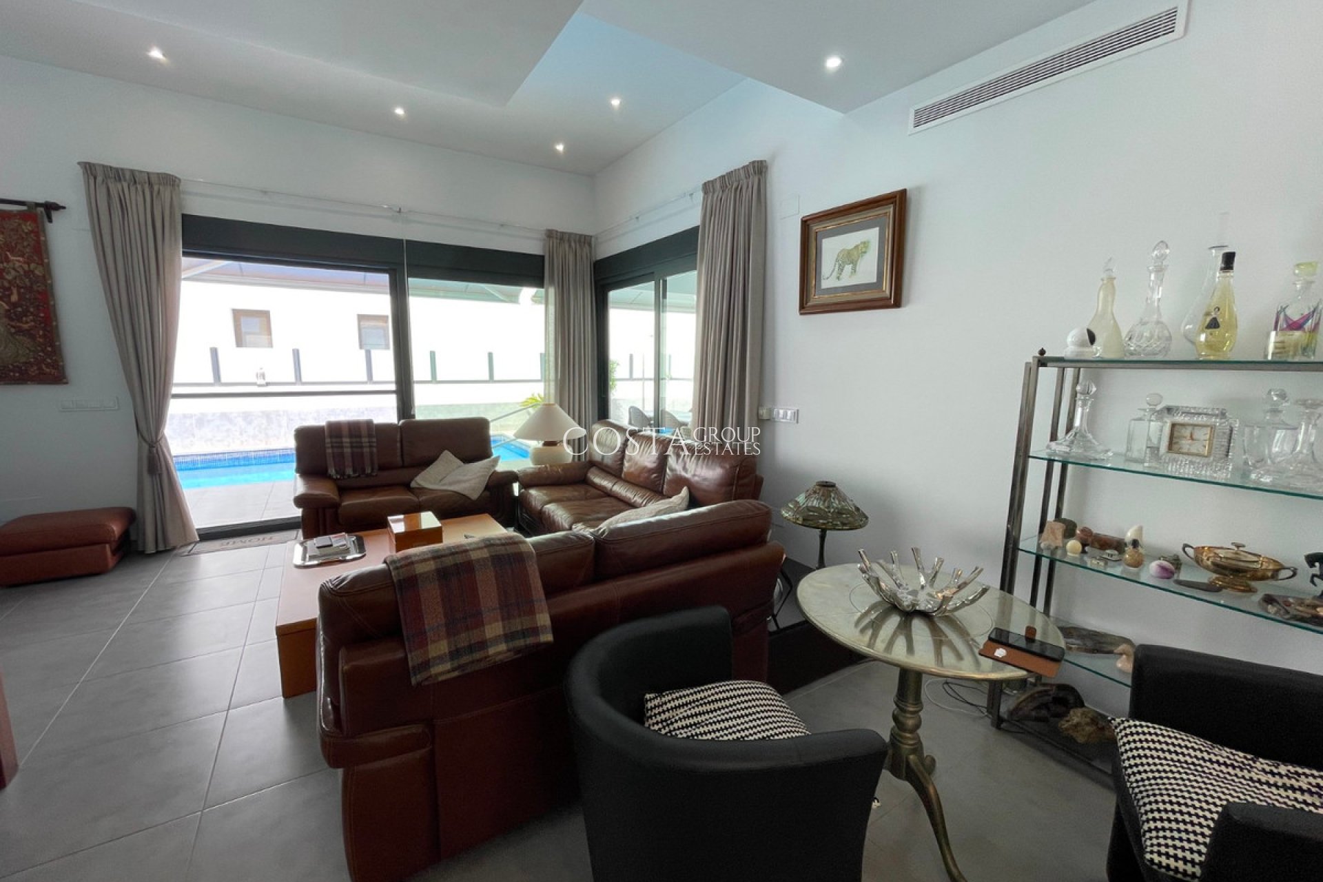 Resale - House -
Alicante - Alicante Centro