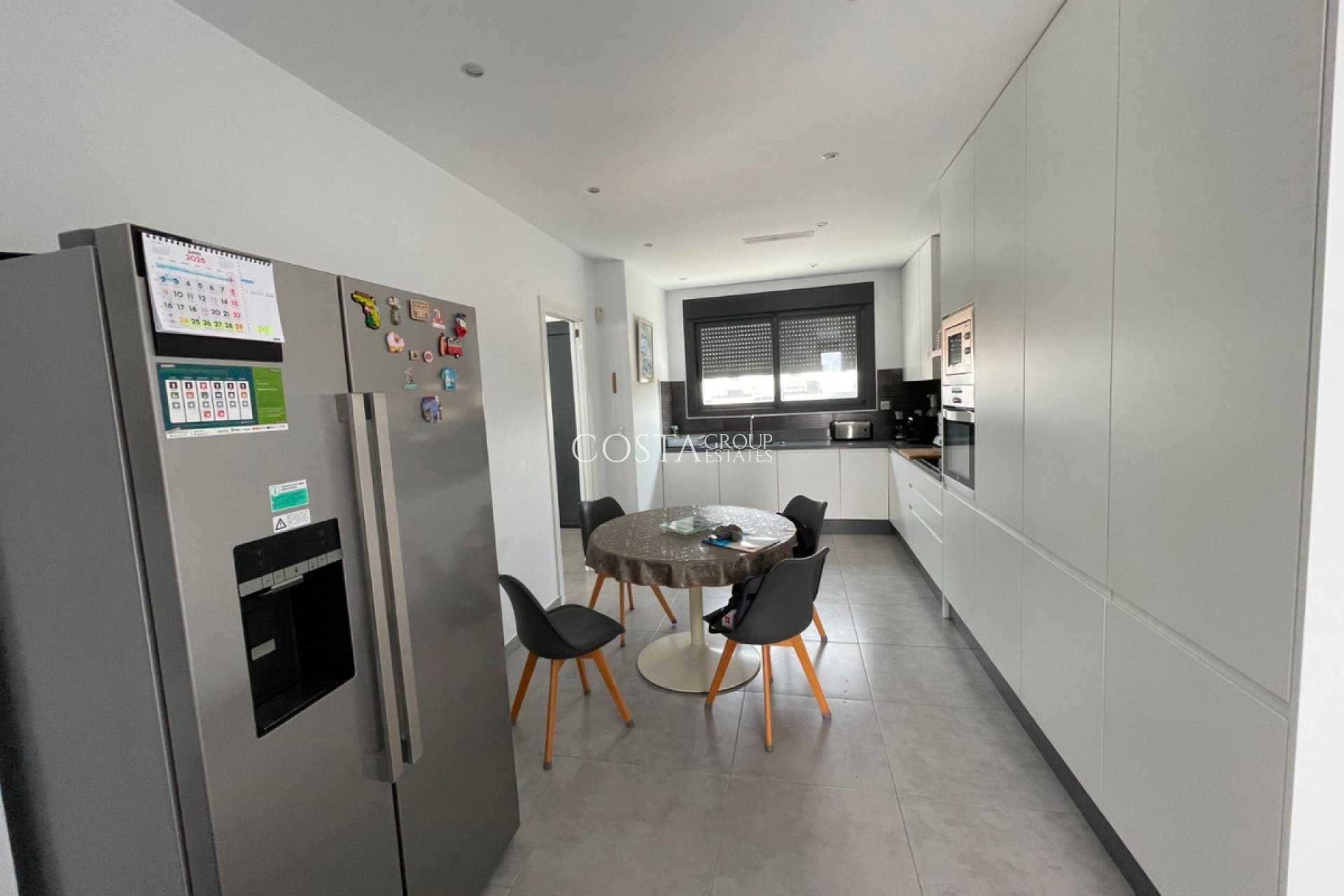 Resale - House -
Alicante - Alicante Centro