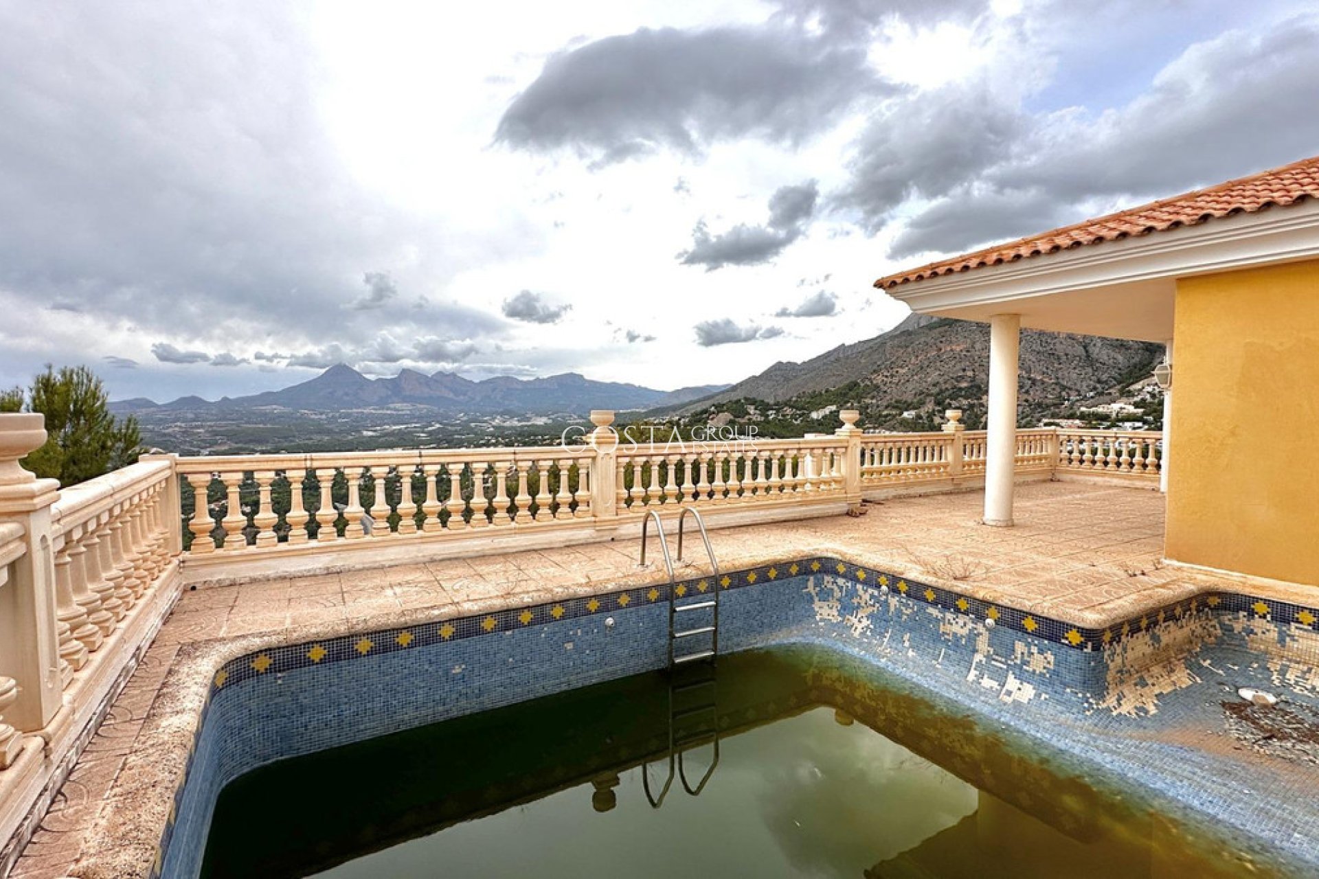 Resale - House -
Altea - Altea Centro