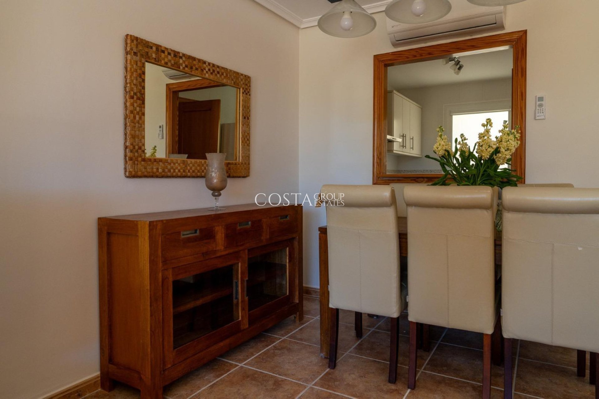 Resale - House -
Altea - Altea Centro