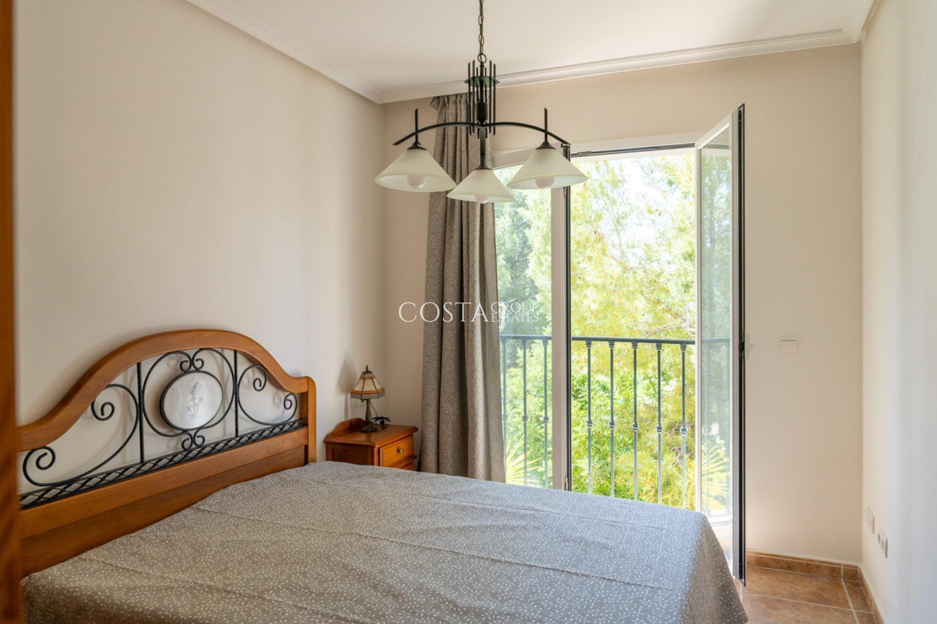 Resale - House -
Altea - Altea Centro