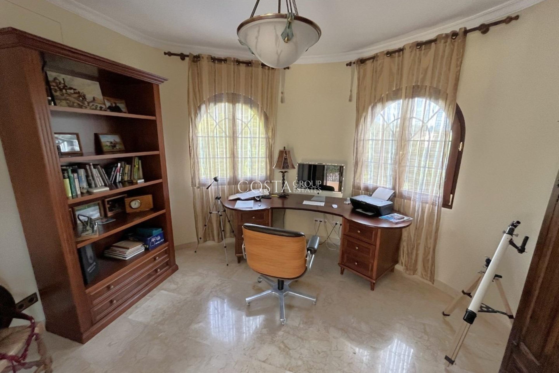 Resale - House -
Altea - Altea Centro