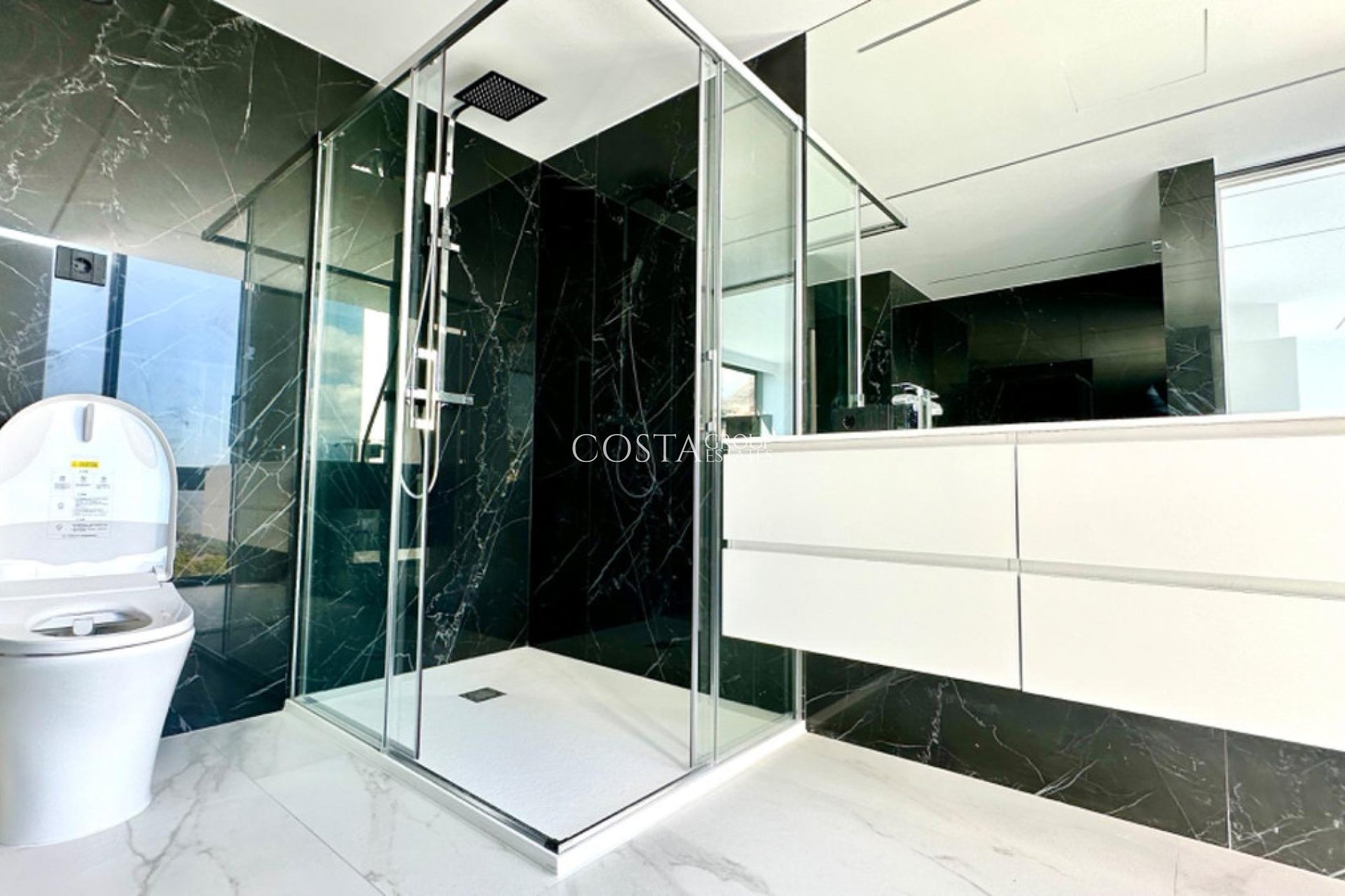 Resale - House -
Altea - Altea Centro