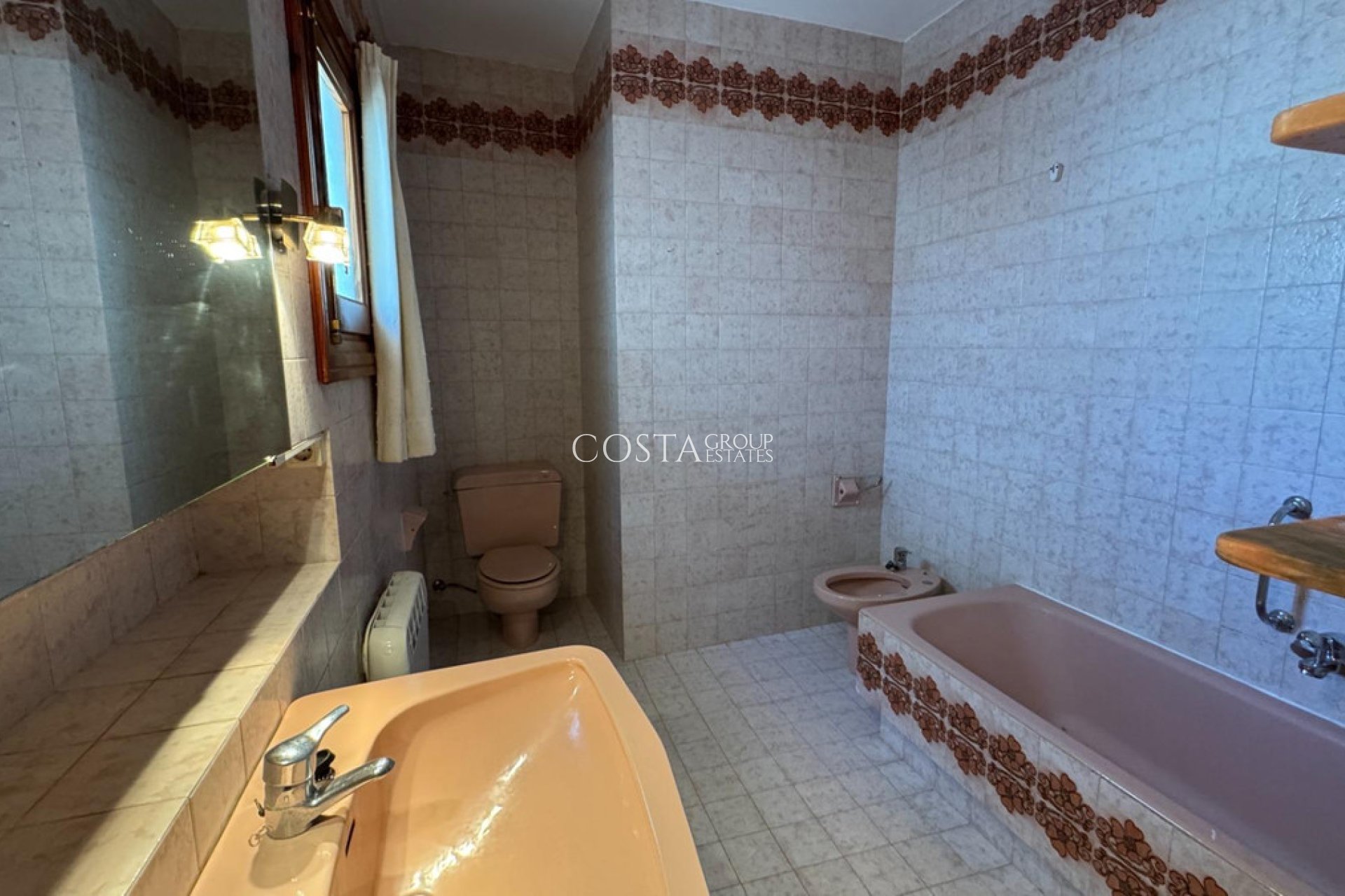 Resale - House -
Benissa - Benissa Centro