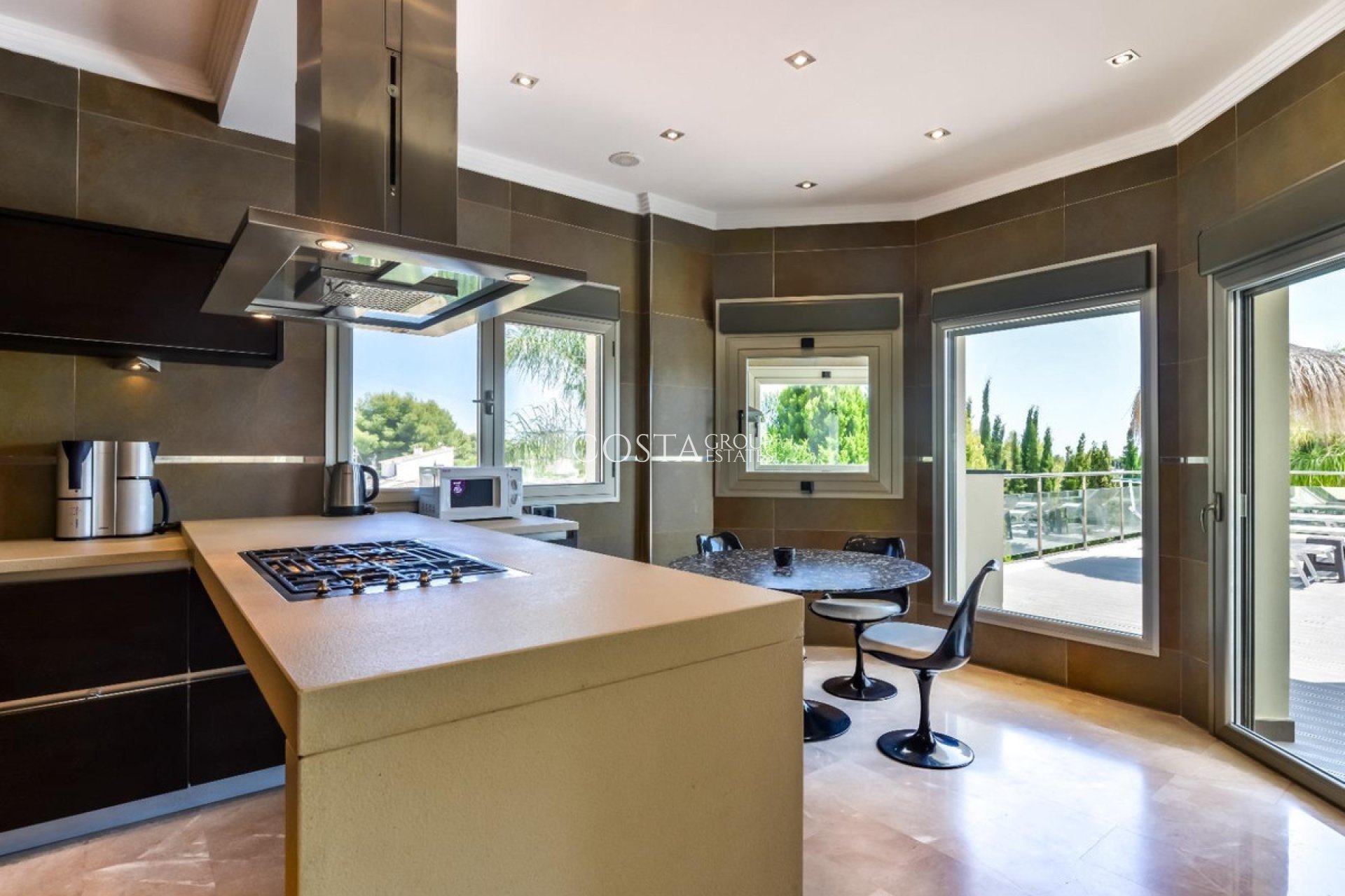 Resale - House -
Benissa - Benissa Centro