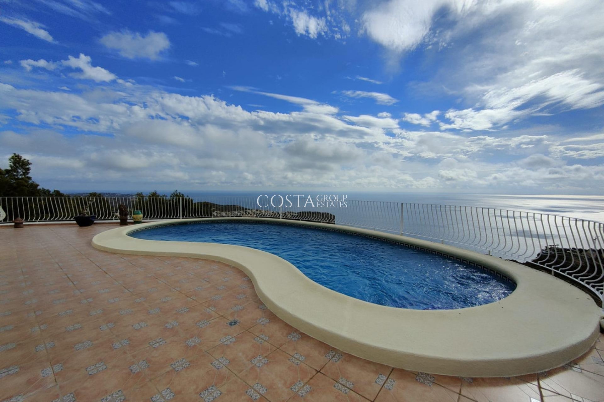 Resale - House -
Benitachell - Benitachell Centro