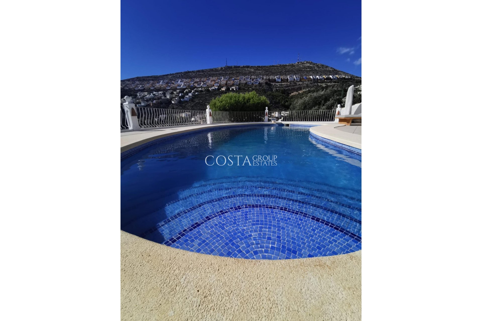 Resale - House -
Benitachell - Benitachell Centro