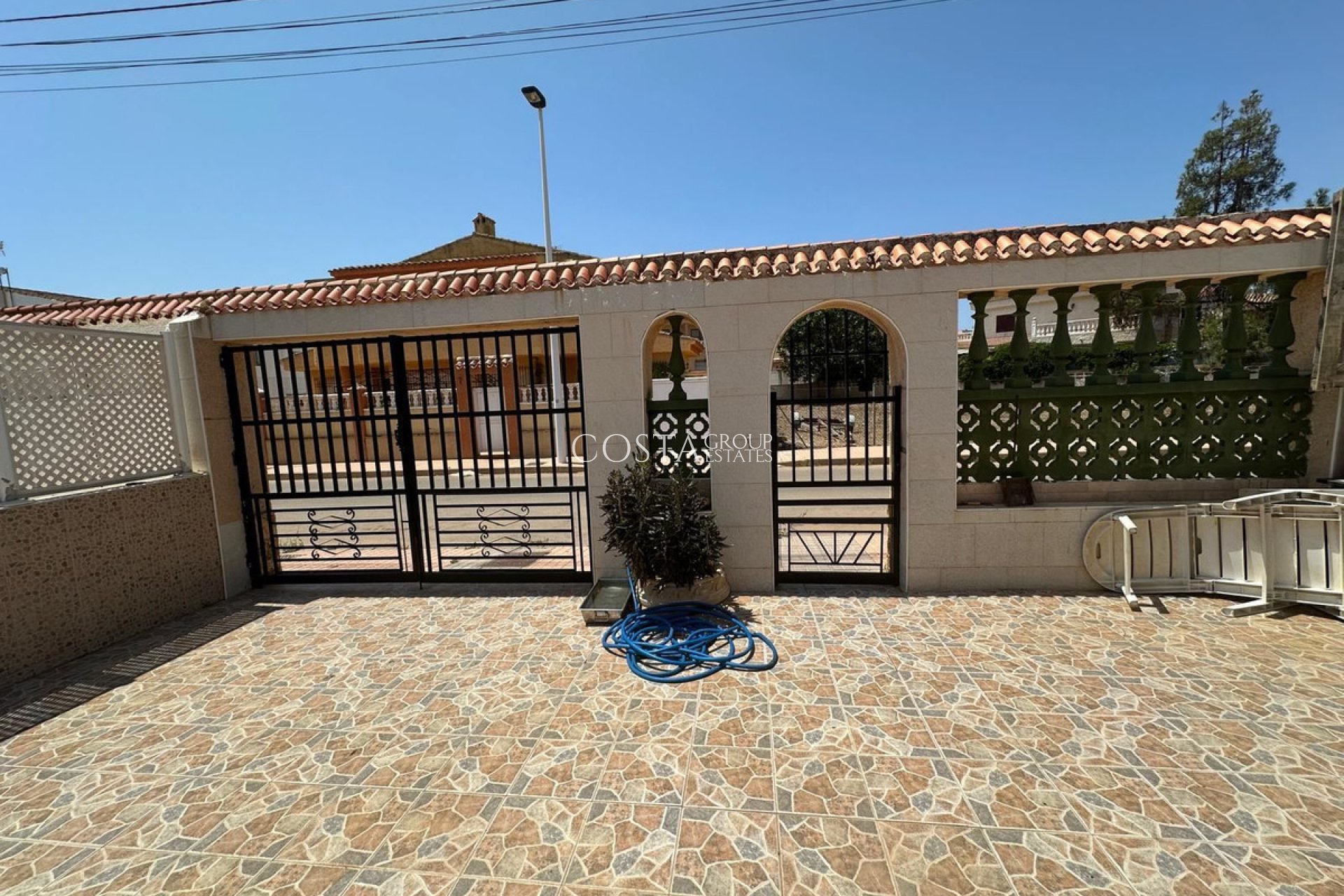 Resale - House -
Cartagena - Los Nietos