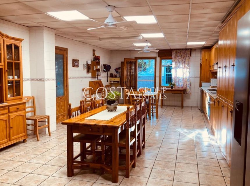 Resale - House -
Catral - Catral Centro