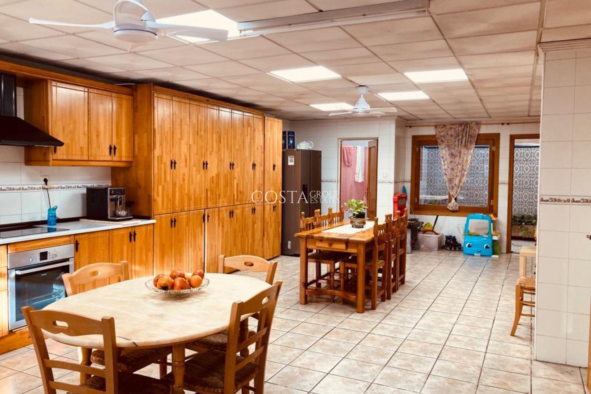 Resale - House -
Catral - Catral Centro