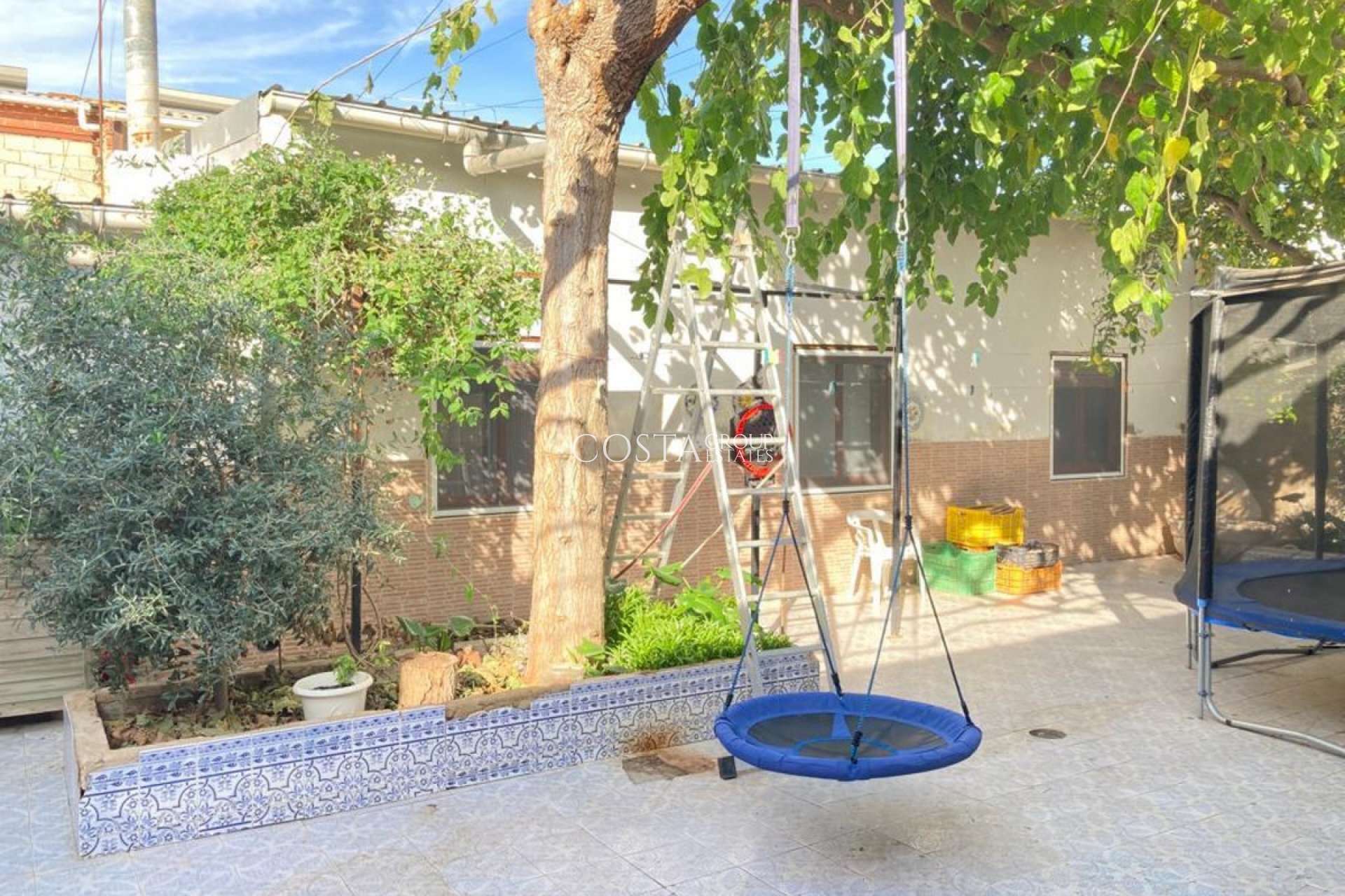 Resale - House -
Catral - Catral Centro
