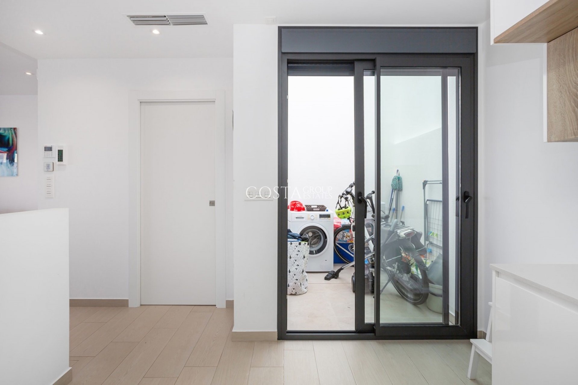 Resale - House -
Ciudad Quesada - Costa Blanca