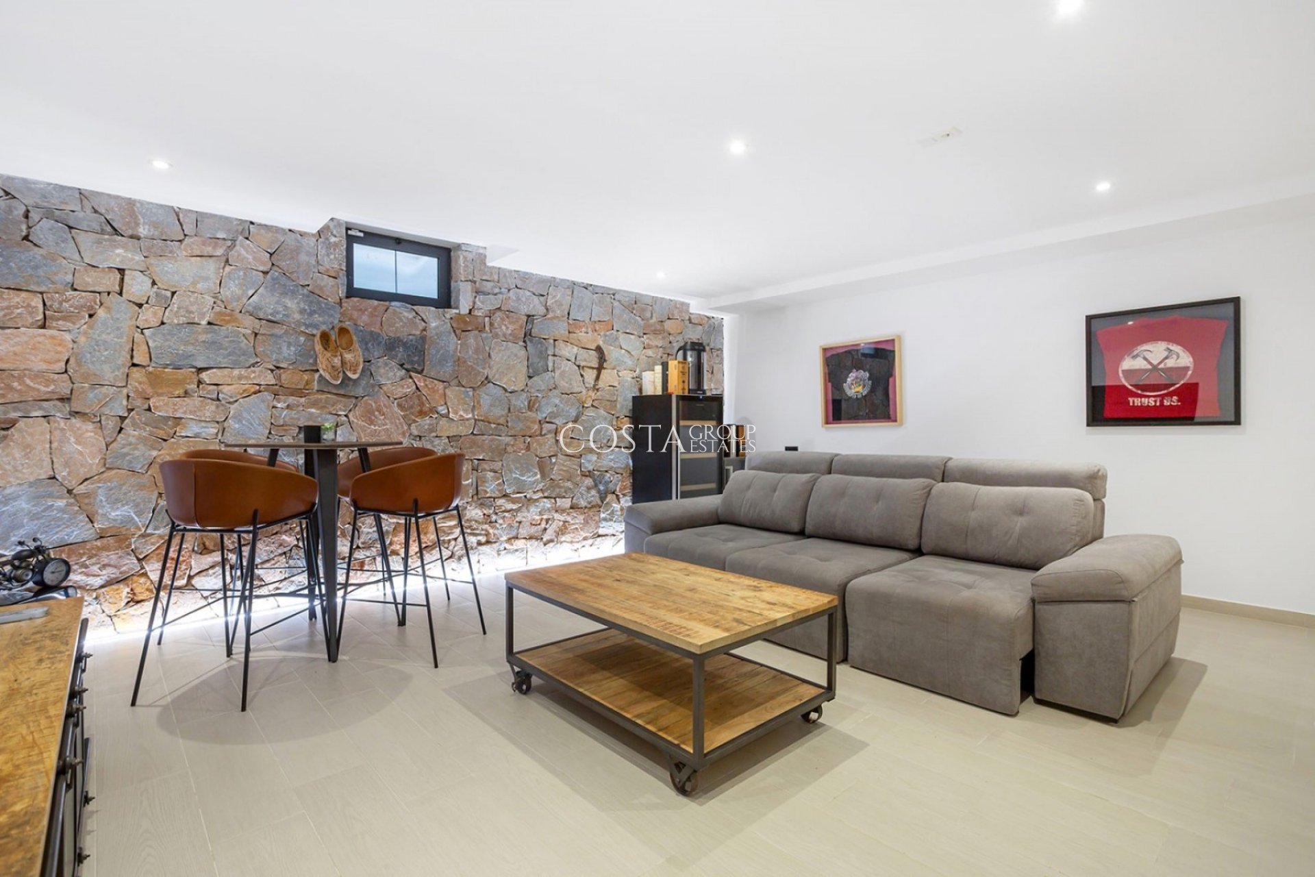 Resale - House -
Ciudad Quesada - Costa Blanca