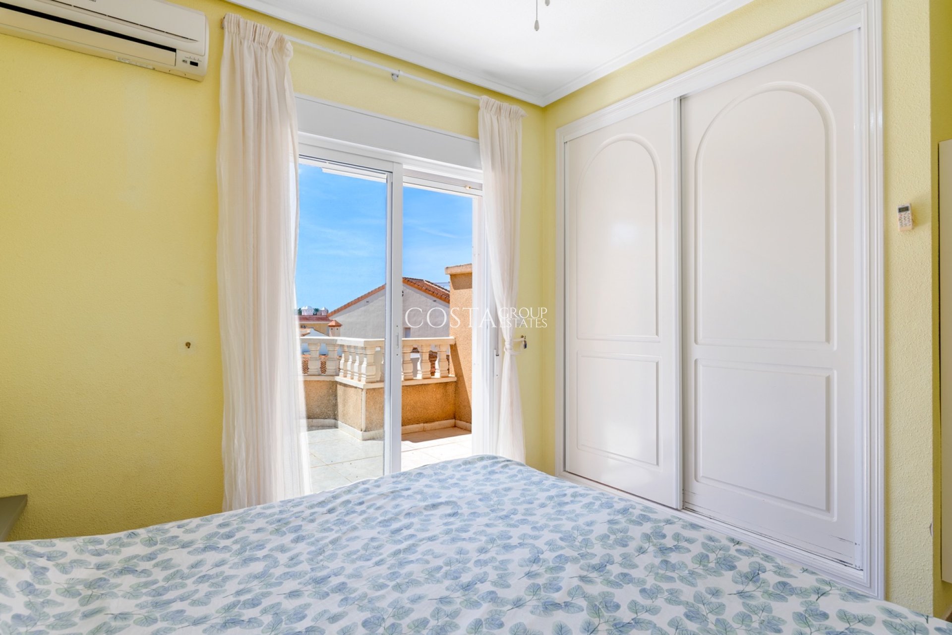 Resale - House -
Ciudad Quesada - Doña Pepa