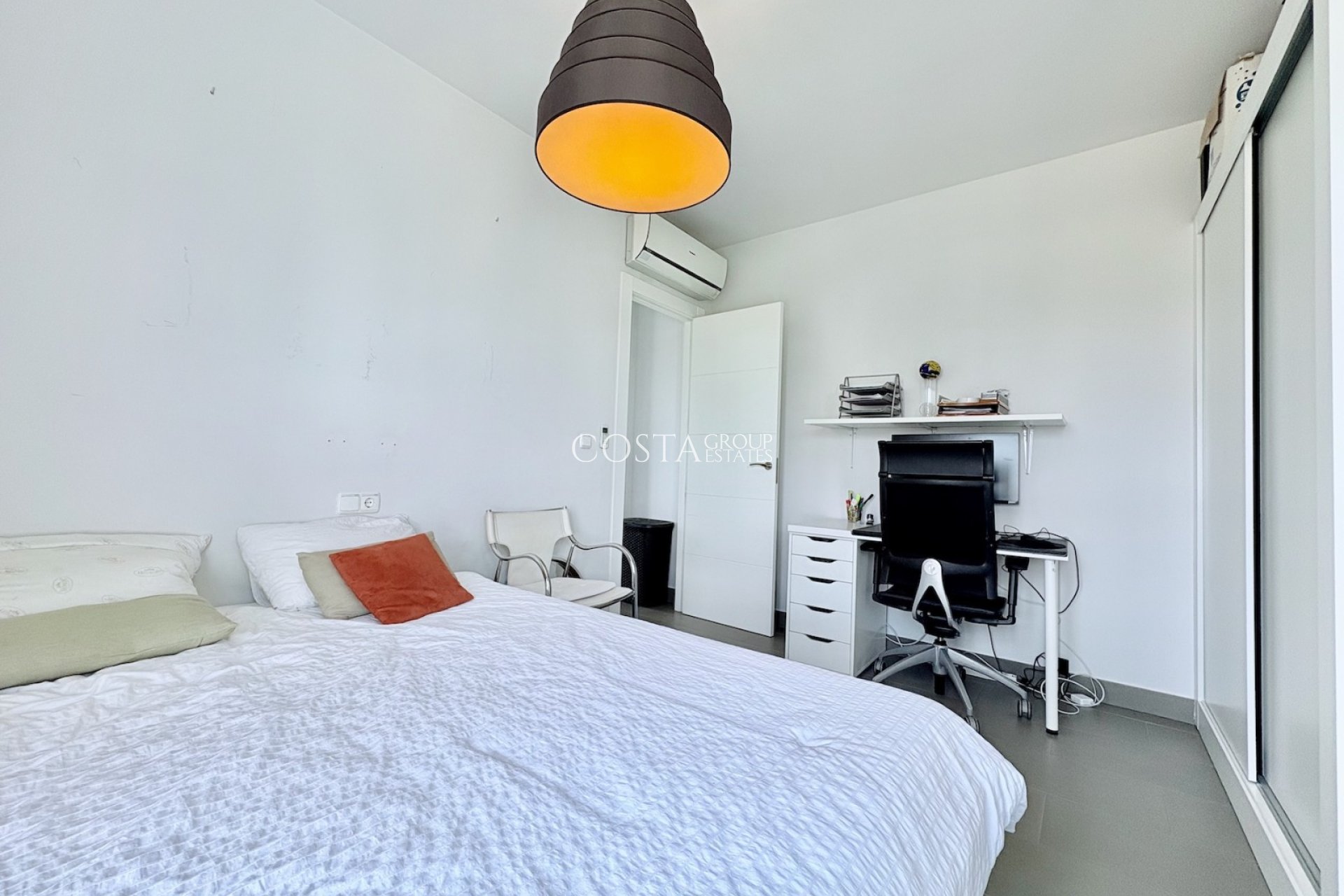 Resale - House -
Dehesa de Campoamor - Las Ramblas