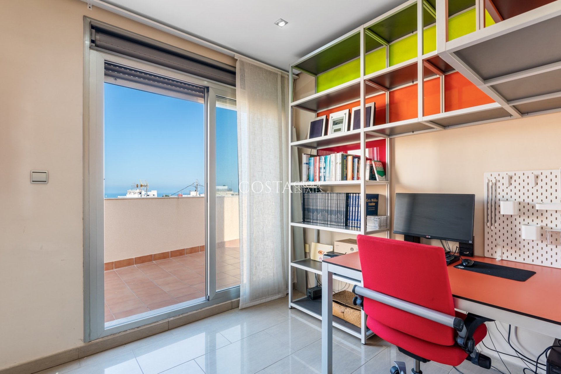 Resale - House -
Guardamar del Segura - Guardamar del Segura Centro