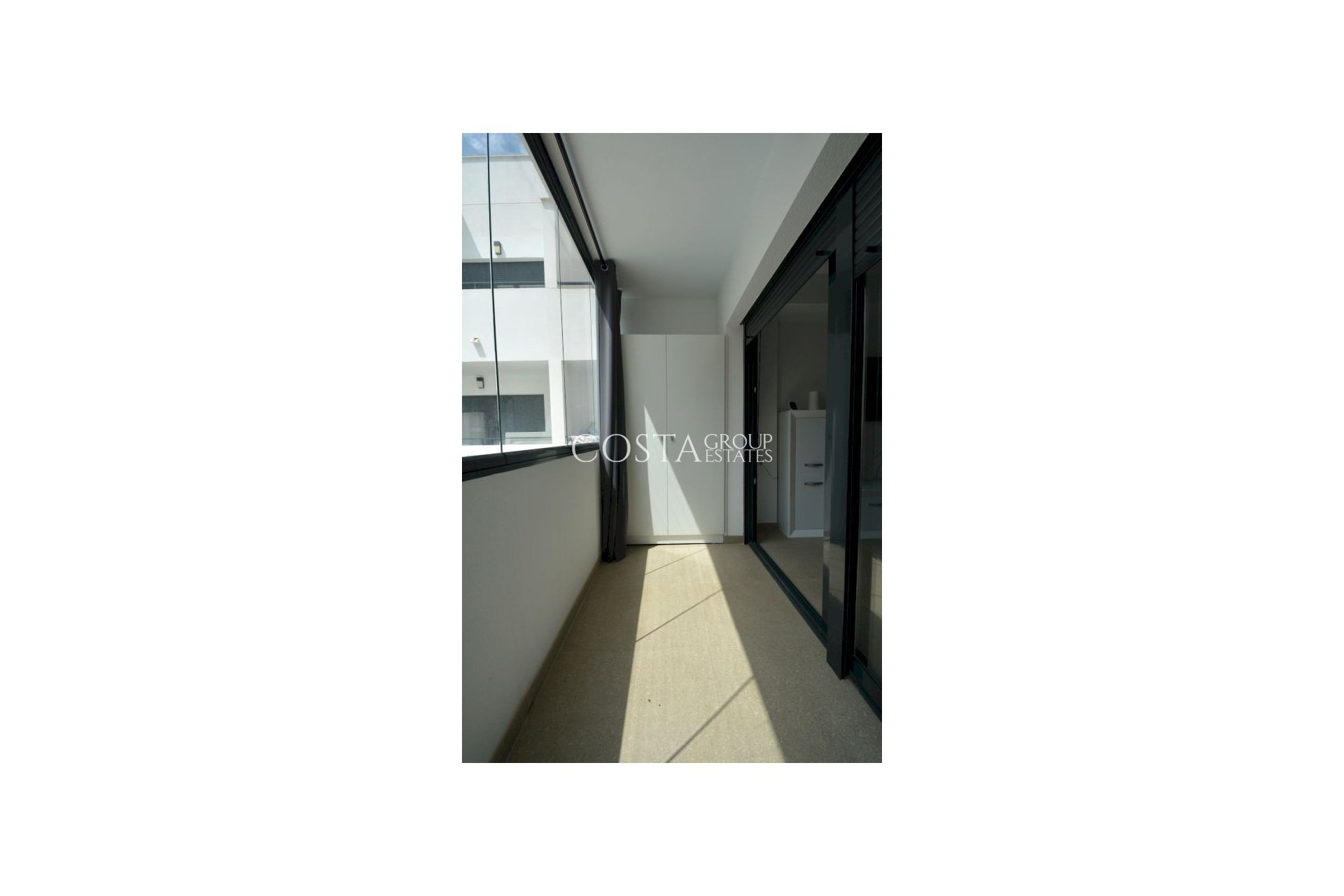 Resale - House -
Guardamar del Segura - Guardamar del Segura Centro