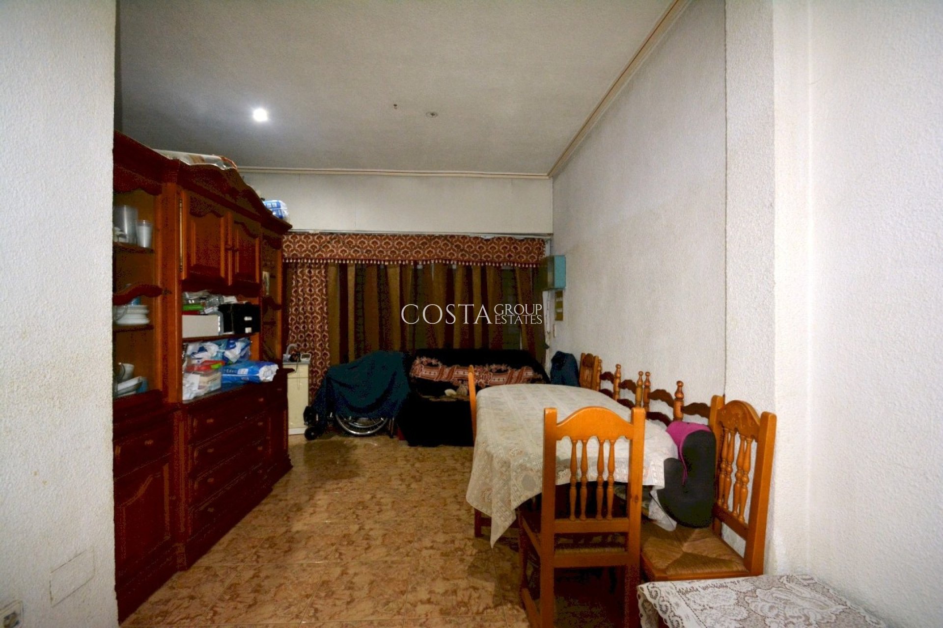 Resale - House -
Guardamar del Segura - Guardamar del Segura Centro