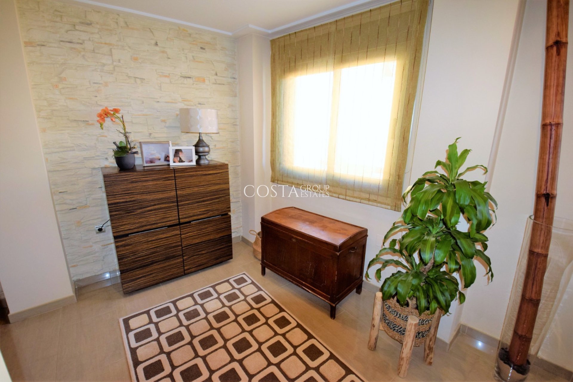 Resale - House -
Guardamar del Segura - Guardamar del Segura Centro