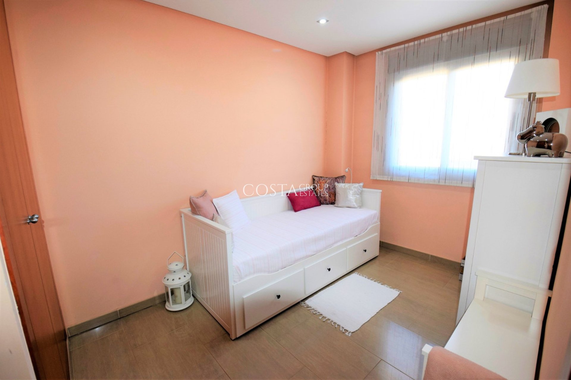 Resale - House -
Guardamar del Segura - Guardamar del Segura Centro