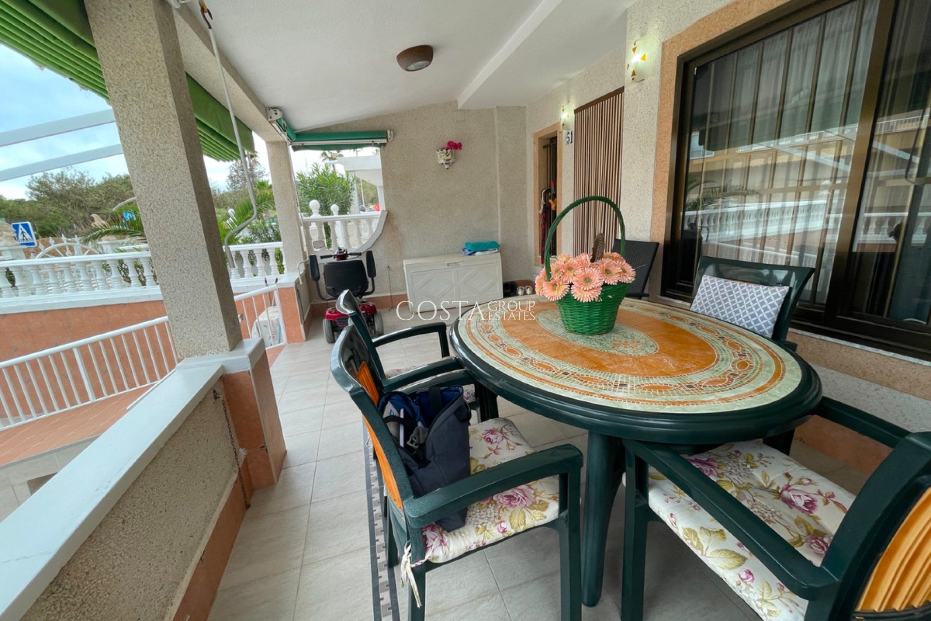 Resale - House -
Guardamar del Segura - Guardamar del Segura Centro