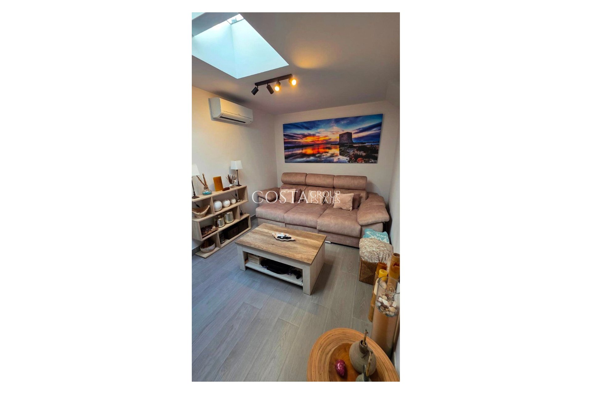 Resale - House -
Guardamar del Segura - Guardamar del Segura Centro