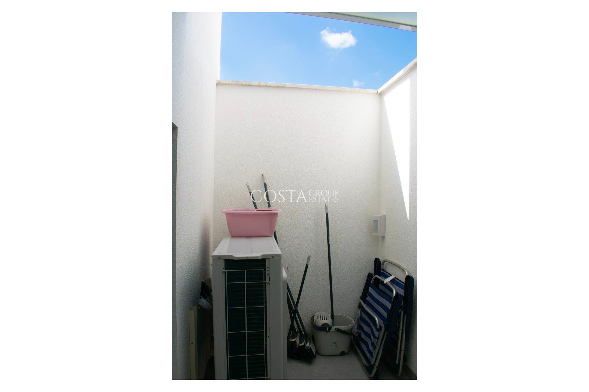 Resale - House -
Guardamar del Segura - Guardamar del Segura Centro