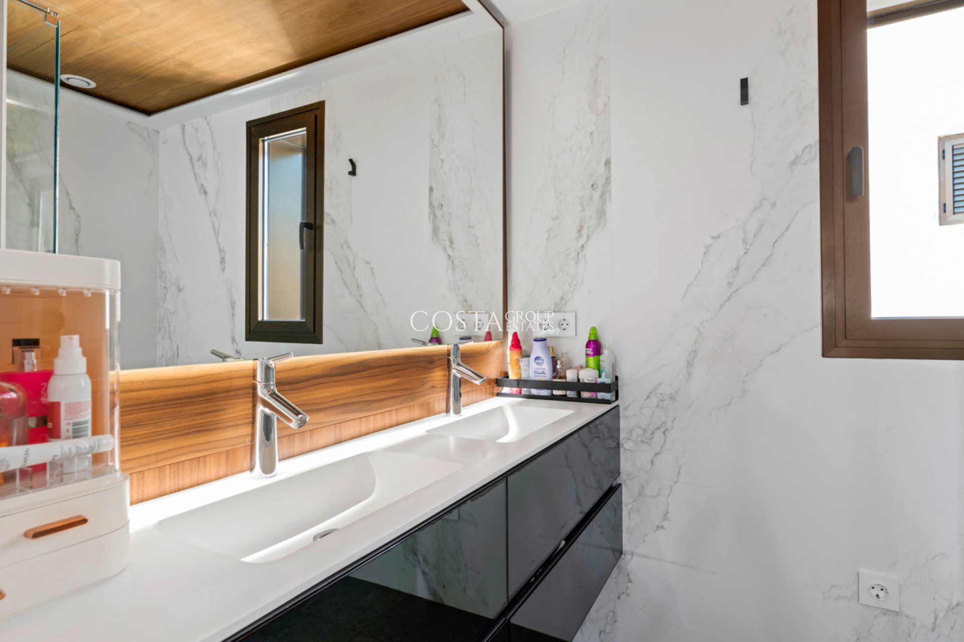 Resale - House -
Guardamar del Segura - Guardamar del Segura Centro