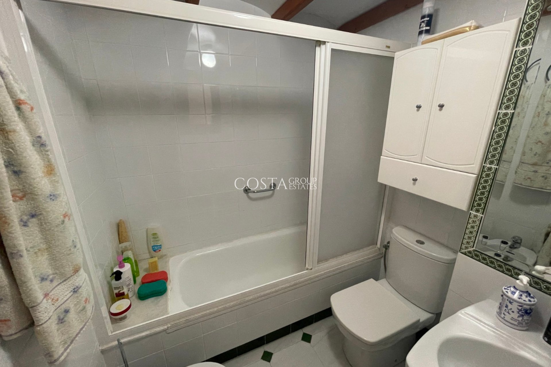 Resale - House -
Guardamar del Segura - Guardamar del Segura Centro