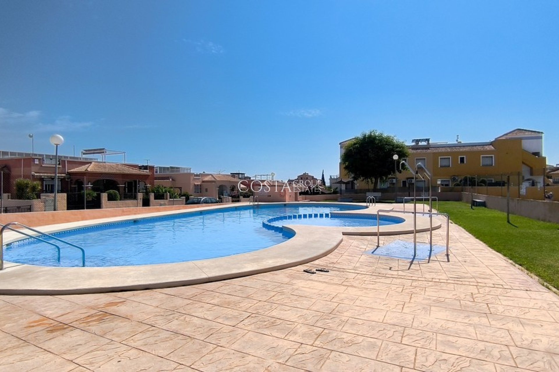 Resale - House -
Los Montesinos - Los Montesinos Centro